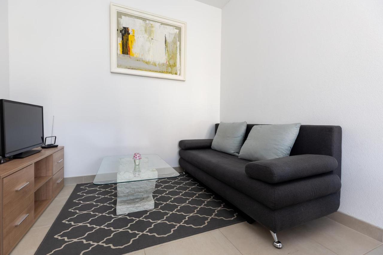 Apartment Ana Solin Eksteriør bilde